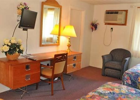 Turnpike Motel เค็นนีบังค์ ห้อง รูปภาพ